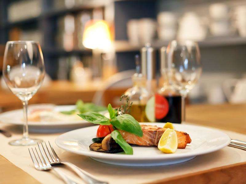 Savourer l&rsquo;Expérience de Manger au Restaurant